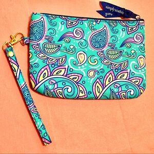 🍑Simply Southern Large Teal Paisley Wristlet🍑